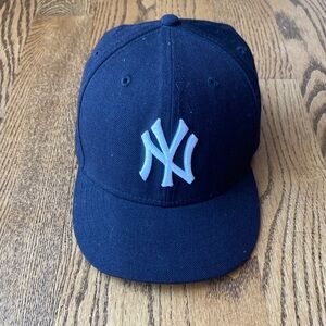 Lids Kids New York Yankees Navy Cap with White Logo